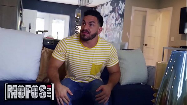 Play MP4 - I Know That Girl - &lpar;Peter Green&comma; Abella DangerRicky Johnson&comma; Lilly Bell&rpar; - Cheating Pass - MOFOS