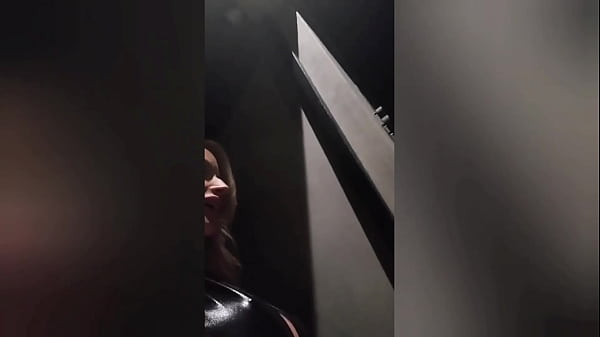 Hotwife cheats and pulls condom off 