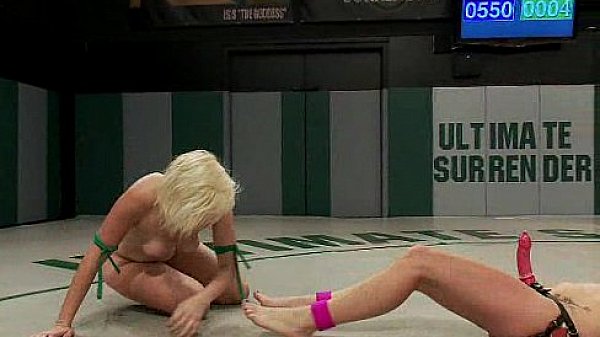 Hot wrestling kinky babes