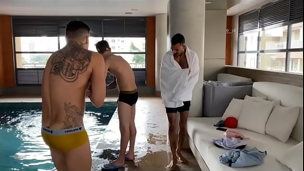 Twink Cums In His Mouth thumbnail