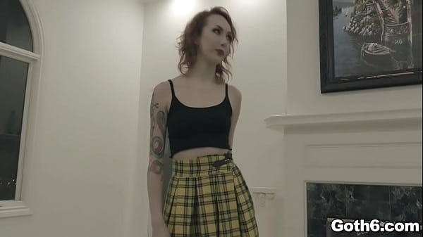 Emily shakes her plump ass in Small Hands hard rock cock 