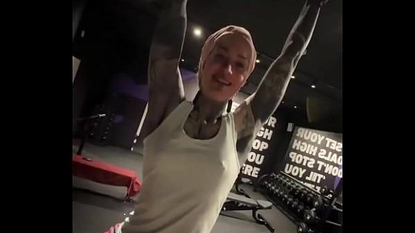 Challenge time how many pull ups can you do let me know in the comments i'm so excited to have a gym right around 