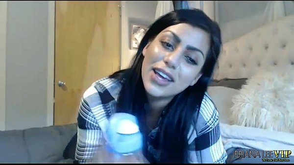 Play MP4 - Briana Lee Member Show October 7th 2015