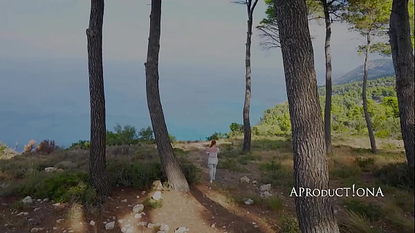 Pixie wetting her self and drink piss on a hike