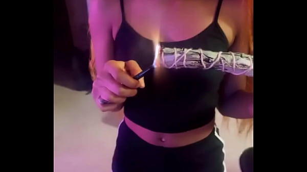 Nonton I Need Crybabybihh To Smudge Me With Some Sage Again thumbnail