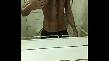 long mouth hair with long moustache covering the mouth (aka &quot_beard&quot_)
