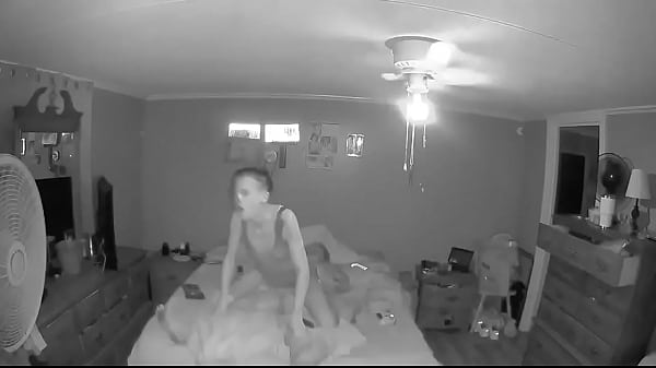 loves sucking big hard cock 