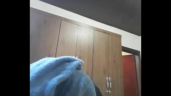 Play MP4 - Taking a shower and smelling good for you