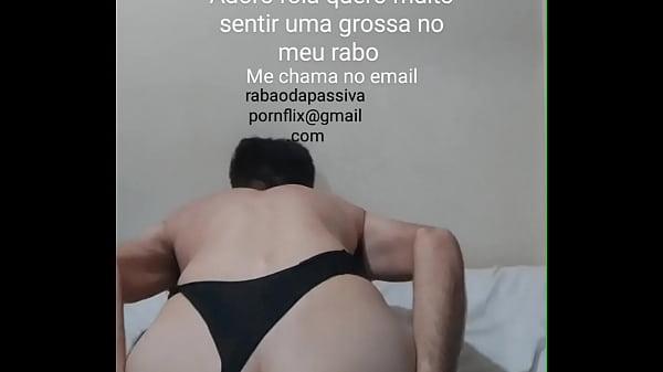 Essa putinha t&aacute; querendo pika no cuzinho 