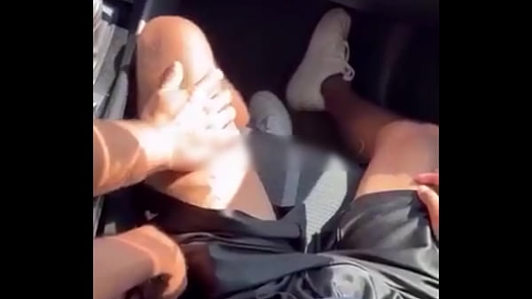 Chacal me folla a cambio de unas cervezas 