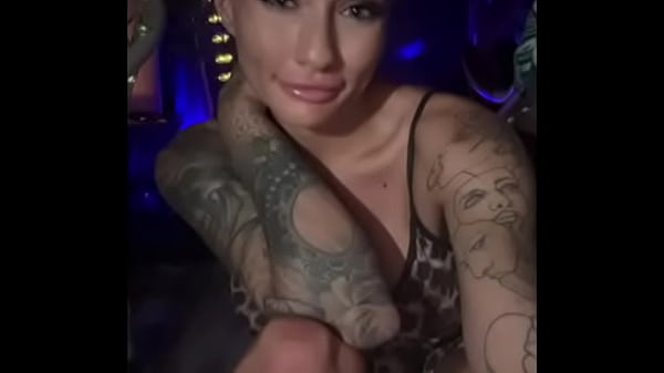 Nonton Always Wonder Which Neighbor Masturbates To Me Changing By The Window thumbnail