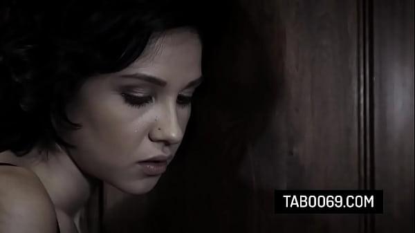 Hot teen_Cadey Mercury loses her_virginity with her boss