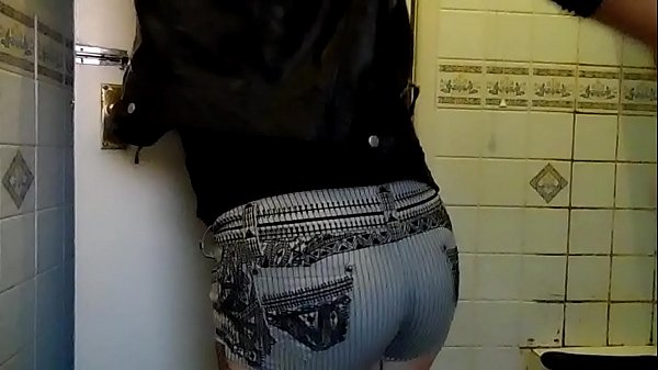 Mistress Lucy Diamond DogChain Sissy_Spanking