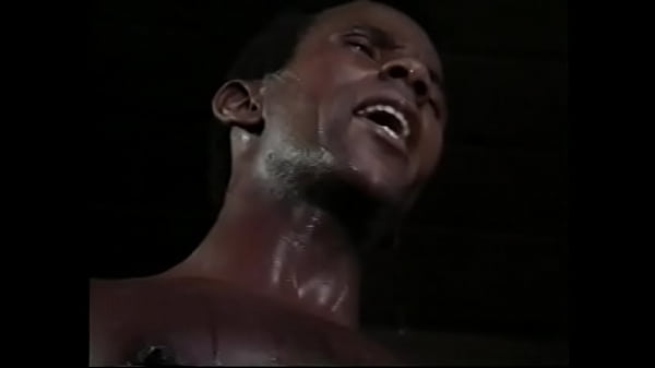 Play MP4 - Blonde white babe loves to feel black hunks tongue inside her pussy