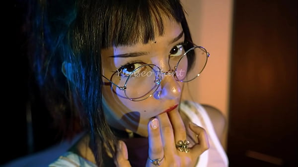 I read erotic poetry to stimulate my senses