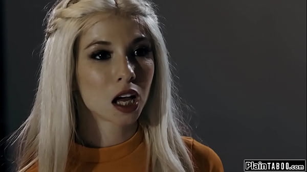 Wife joins cheating husbandand waitress