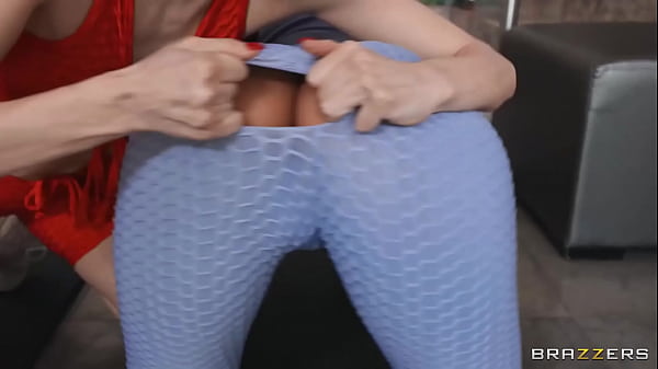 Anal Workout WithBestie_Brazzersdownload full from zzfull com deci