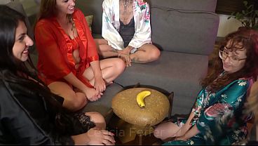 Professora aluna e diretora no churrasco da "firma" era para ser amigo secreto e virou putaria