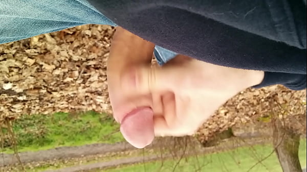 Play MP4 - Outdoor sperm