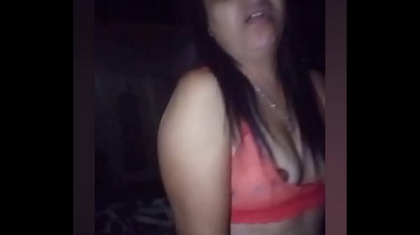 Play MP4 - Mi suegrita le gusta mirar la camara mientra la penetr&oacute;