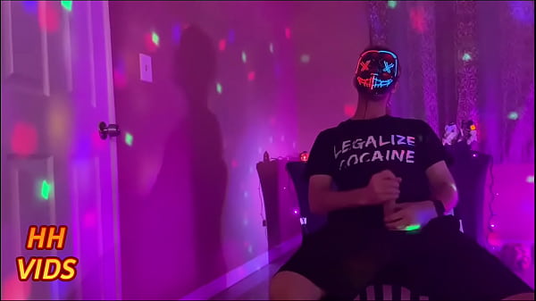 Play MP4 - Hardcore Harold&rsquo;s Haunted Halloween Cumshot Special Preview