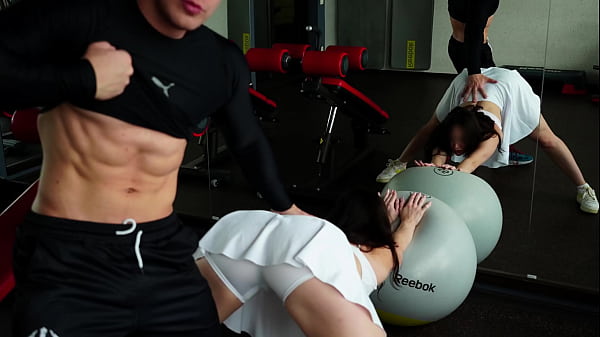 Pick Up_At Gym_I Could_Help u With Stratching At My Home Bubble_Butt Girl