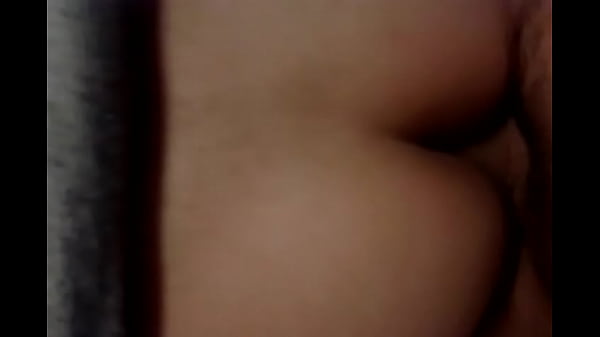 cogiendo en ba&ntilde;o publico 