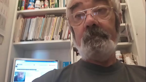 Hiteles&iacute;tő vide&oacute; 