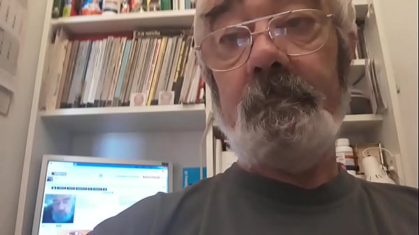 Play MP4 - Hiteles&iacute;t&odblac; vide&oacute;