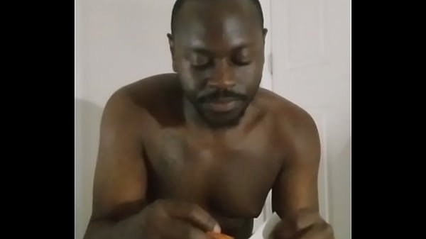 Thinking of more romantic things to do like worshipping women by sketching one for free 12 