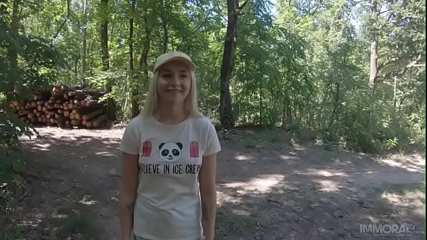 MARILYN SUGAR GETS LOST IN THE WOODS