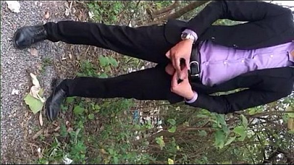 trim.59344C02-1A7E-424A-96C4-E423EA1D87B9.MOV 