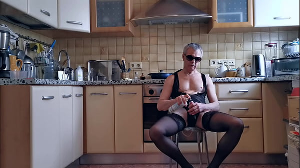 What is happening Behind the Stage at Sissy Slut Kitchen at the Morning 