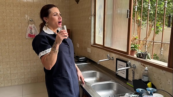 Play MP4 - A CASA DA PUTARIA TEM ADULT&Eacute;RIO&comma; CHANTAGEM E SAFADEZA - TRAILER COMPLETO