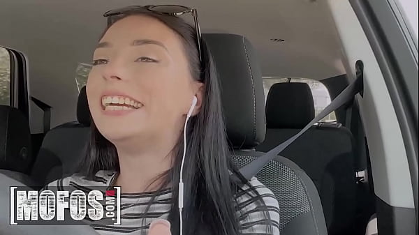 MOFOS  - Gianna Ivy, JMac - The Driver Exposed 