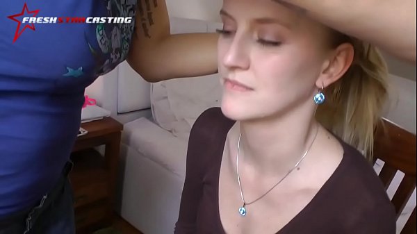 Play MP4 - A cute blonde needs money