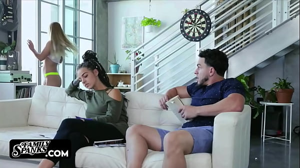 Guy_Relieves_his Sexual Tense with Blonde Sister Sloan Harper Peter_Green