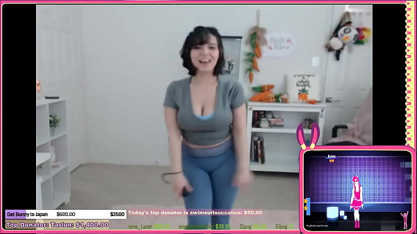 Perra gamer sabrosa bailando