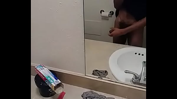 Dick sucked up by white girl