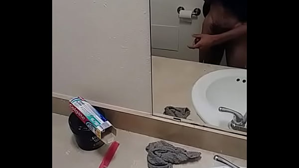 Dick sucked up by white girl