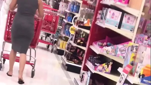 LATINA MILF TIGHT DRESS BOOTY CANDID 4