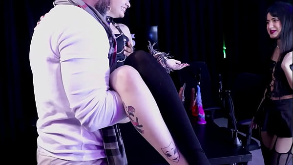 Mostrou seus brinquedinhos sexuais o pau preferido pra colocar no cu e a tatuagem no peito nath wolowski & waifus juice watch sheer red 