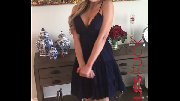 Play MP4 - Hot busty blonde MILF Ellie Lilly gets naked for casting interview