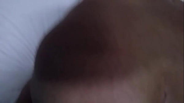 Arrombando a_buceta e_o cuzinho