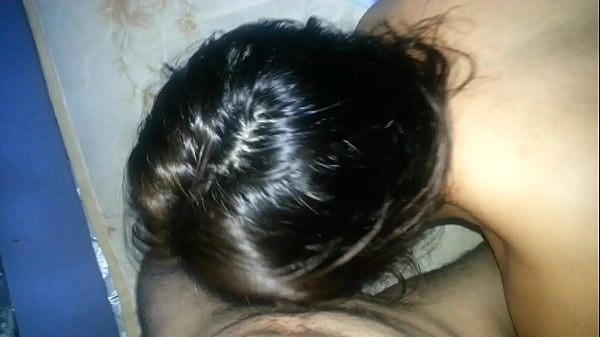 Una rica chupada de mi amiga