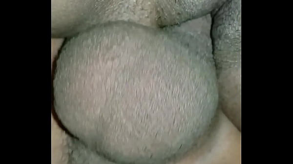 Cojiendo rico con una madura y terminando dentro 