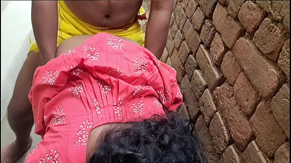 Play MP4 - boyfriend was thrown out of class because he wanted to express his love