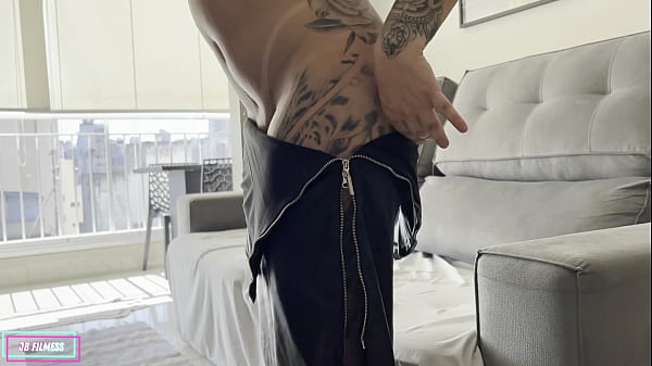 Nonton Ela Ganhou Um Presente Do Amante E Soucu Na Buceta O Presentinho thumbnail