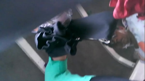 Play MP4 - upskirt colegiala