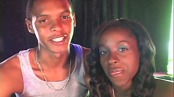 Cuffed & sm*thered tie me up & sit on my face 